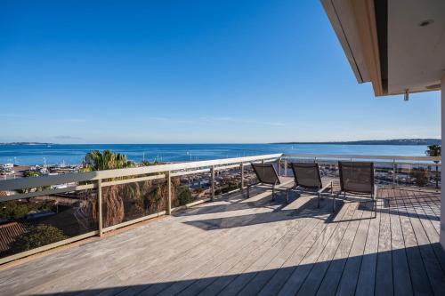 REF 2033 - Cannes - Sumptuous penthouse with sea view for rent