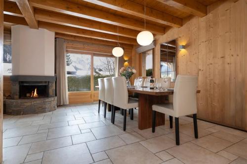 Folettes Chalet 4CH Jardin Vue Cheminee Jacuzzi