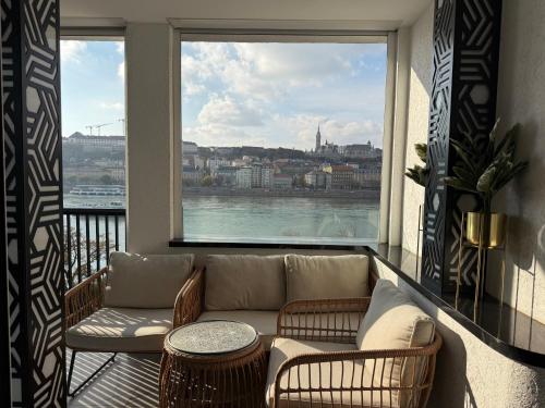 Danube Gravel Budapest