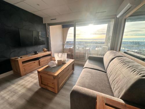 Studio avec terrasse et parking vue Port Camargue