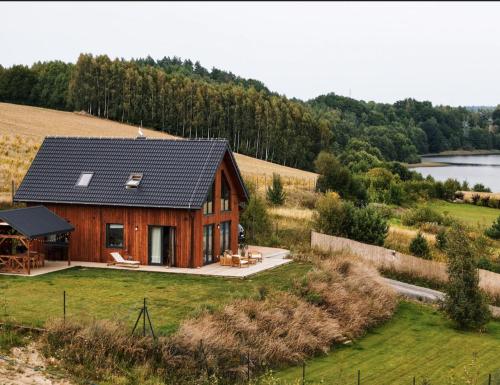 ÒDPÒCZINK - duży dom w sercu Kaszub