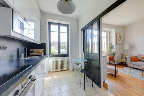 Perfetti 2 - CI - Lyon 2 - Bedroom apartment for 4 people Croix Rousse