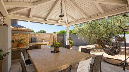 Villa Dila by Villas Guide