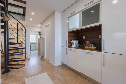 182 Sunset Duplex