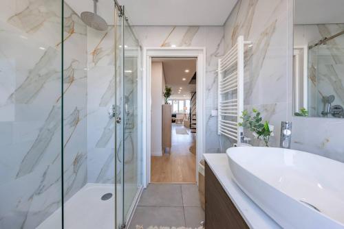 182 Sunset Duplex