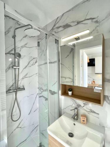 New 147 Suite Tonton - Cosy Apartment Paris Center