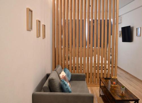 Athens Syntagma Ermou Studio