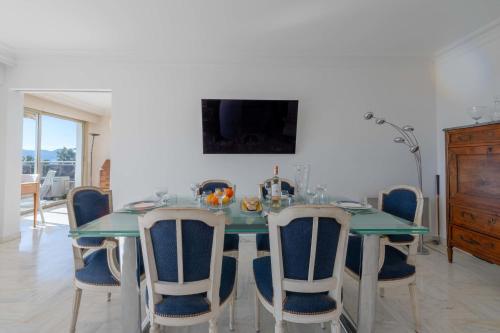 104 sqm Sea-View Apartment Cannes