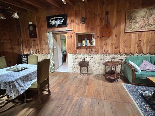 Zona d'estar a Le Saloon