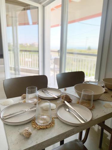 KYMO Seaside Apartment