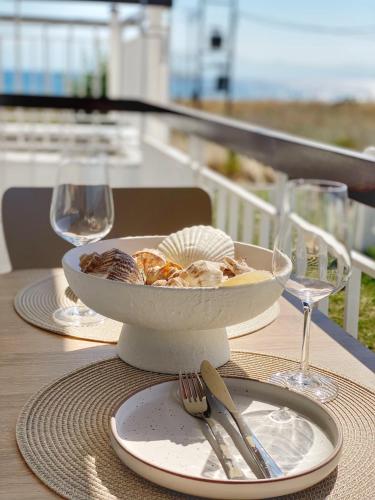 KYMO Seaside Apartment