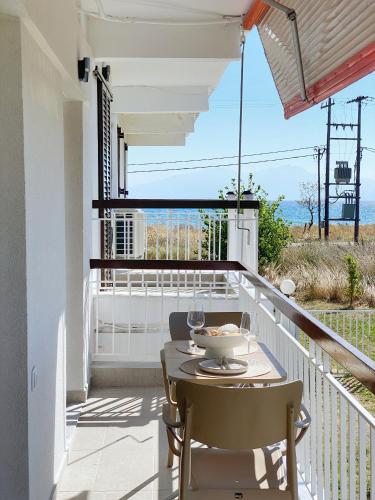 KYMO Seaside Apartment