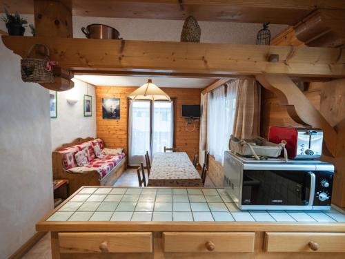 Appartement 3 pièces 5 pers, prox. pistes, centre Les Gets, garage, balcon S/O, Wi-Fi, animaux admis - FR-1-671-231