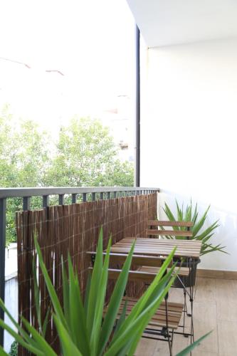 63 Lettér - Sun-Filled & Quiet Apartments with Elevator Access