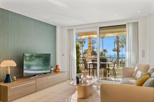 REF 2032 Renovated apartment-Sea view -Ideal for conferences and vacations
