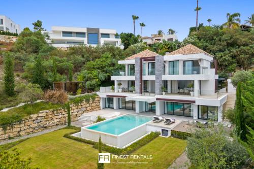 Villa Alejandra - Benahavis by Finest Rentals