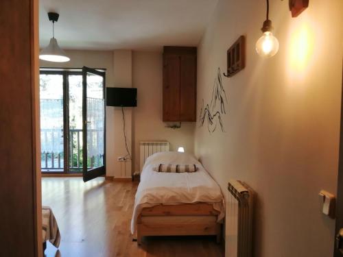 Apartment Geräumiges Studio mit Balkon Erta 2 Vall de Boí by Interhome