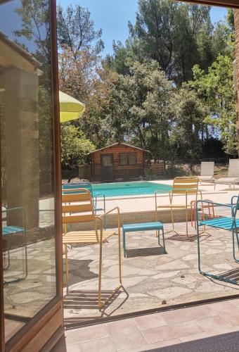 Maison familiale, 3ch climatisées, piscine 5x10, terrain 5000m2