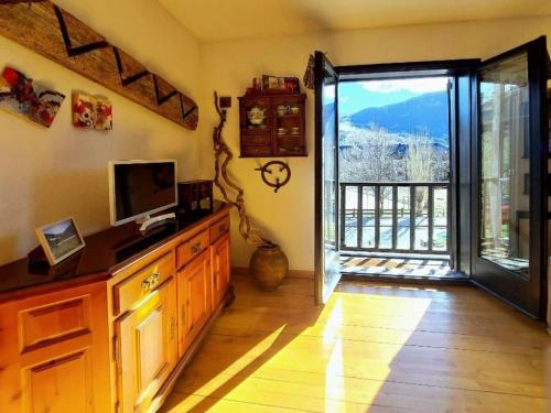 Apartment Falcó 10 by Interhome