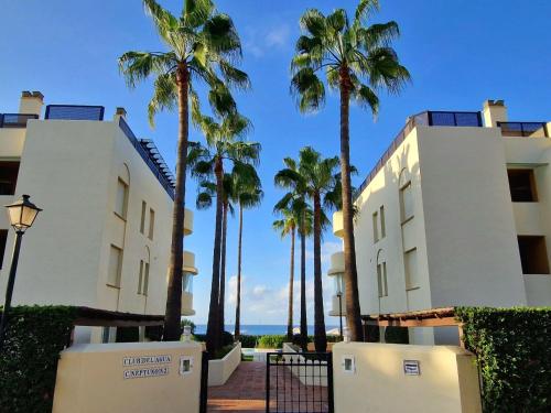 Apartment Strandlage Neptuno I- Elviria-Marbella by Interhome