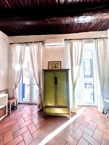 La casa di Licia a due passi da Piazza del Plebiscito