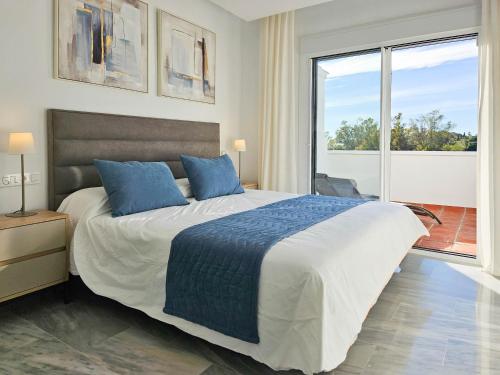 4 bedroom house with private pool near Cabopino