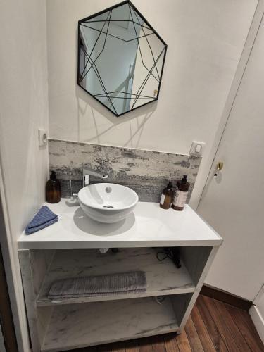 Appartement typique et insolite - coeur bordeaux - 1 chambre - 3 lits - 6 p