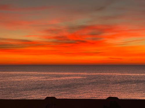 INFINITE BLUE ,CABO CERVERA LA MATA, FRONT SEA VIEW !Free Parking,High speed Internet