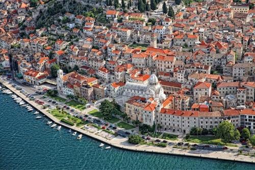 Luxurious Mediterranean Apartment NEVA