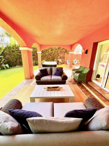 Villa Puerto Banus Private pool and Garden