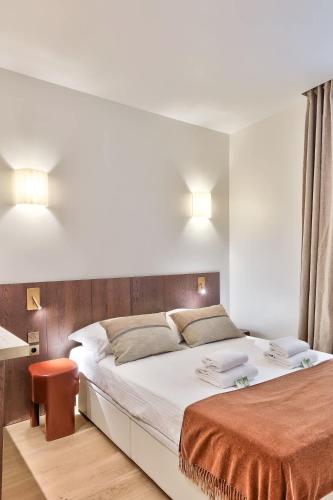 Sublime refurbished studio