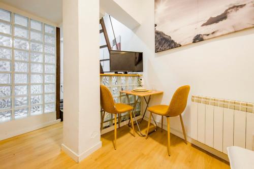 Private Apartment in La Latina