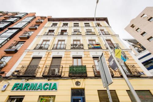 Private Apartment in La Latina