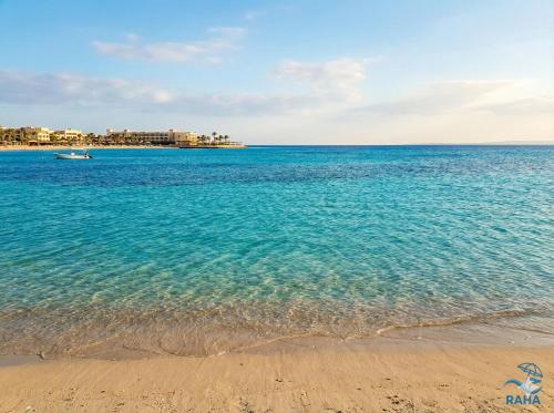 La Quinta Hurghada with crystal beach