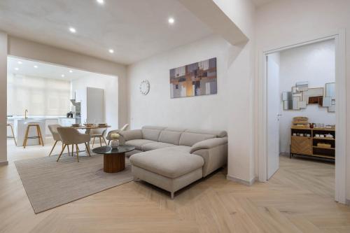 Spacious Two Bedroom Design Apartment near Circo Massimo Rome