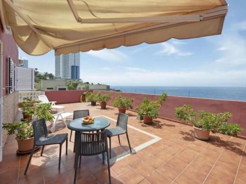 Apartment Beatifull apto Meerblick Playa Jardin wiffi by Interhome
