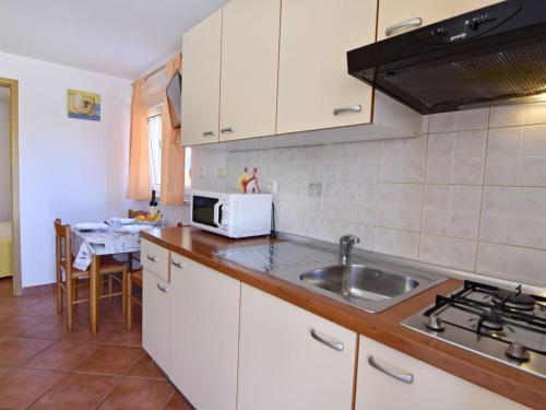 Apartment Appartement in Umag mit Schöner Terrasse by Interhome