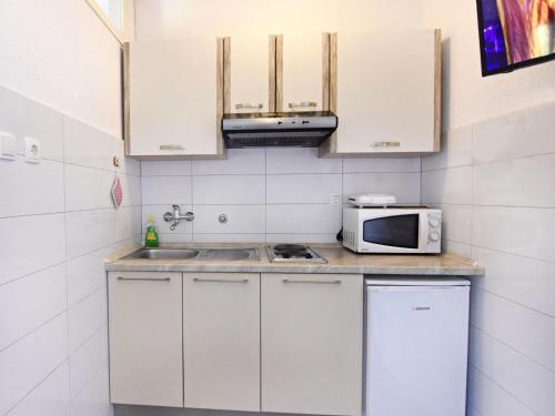 Apartment ALEX 3 by Interhome