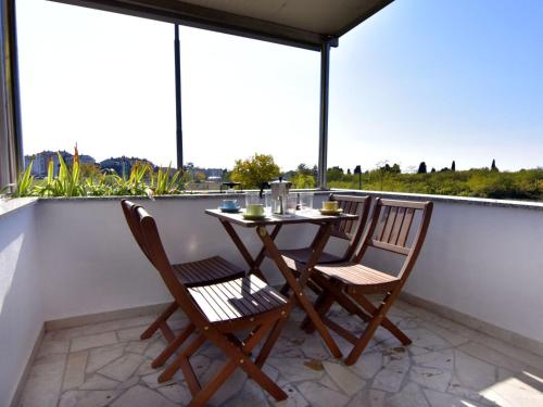 Apartment GALLERY SANDRO by Interhome
