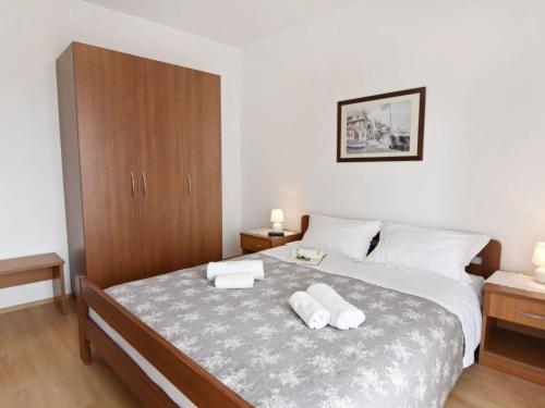 Apartment ALBINA STUDIO 5 by Interhome