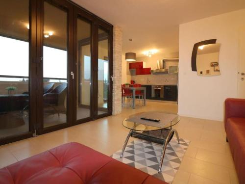Apartment Lorena Premium by Interhome
