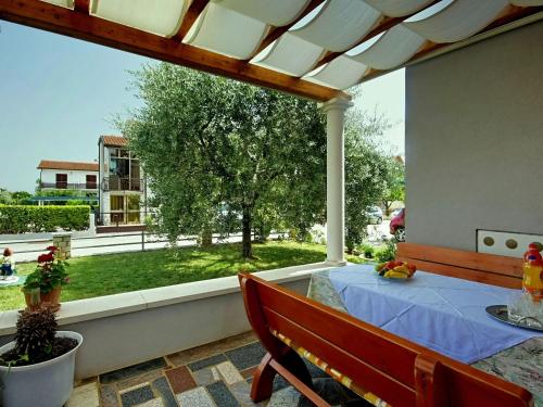 Apartment Komfortable Wohnung Bozica 2 Umag by Interhome