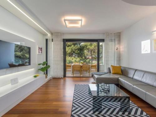 Apartment in Novigrad mit Whirlpool by Interhome