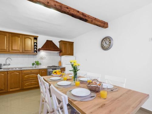 Apartment Casa Anastasia by Interhome