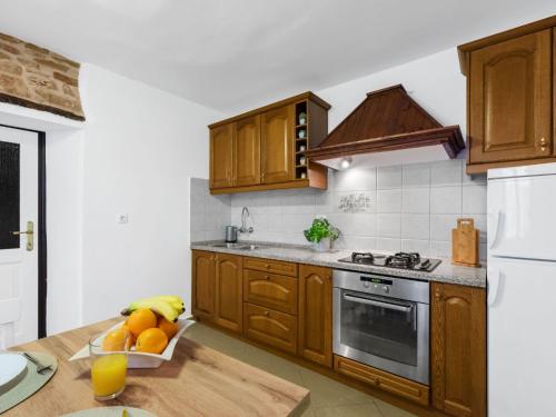 Apartment Casa Anastasia by Interhome