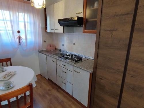 Apartment Studio Silva mit Terrasse by Interhome