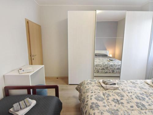 Apartment Große Wohnung in Umag mit Terrasse und Grill by Interhome