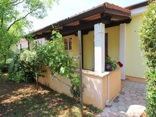 Holiday Home Melisa 4 by Interhome