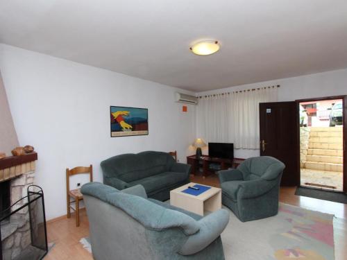 Apartment Nette Ferienwohnung in Rovinj mit Offenem Kamin by Interhome