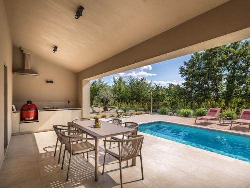 Holiday Home Villa Nux by Interhome